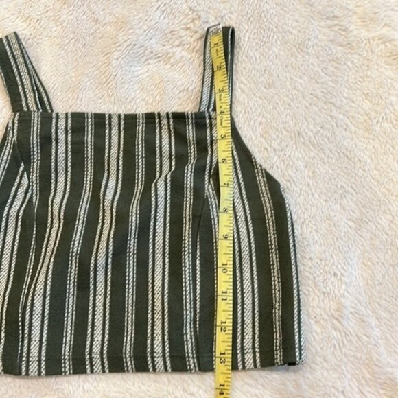 Two piece crop top with shorts no boundaries size XS - Picture 7 of 11